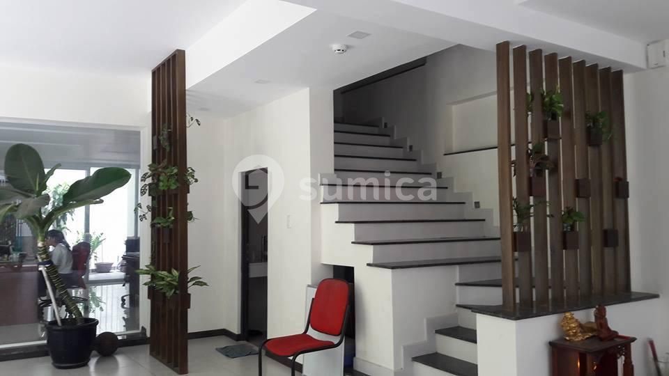 https://apis.sumica.ai/1/img/-hKJKslH8Gw-swxpjIOoWPZ5bcQy8_Zyv6ZKwstnuv0/rs:fit:1024:1024/wm:0.375:ce:0:0:0.35/VGcCnwoCdyVuuOG_/Wu96QIgzd5lyOWeW/6N5t7oWcrdSbjQou.jpg