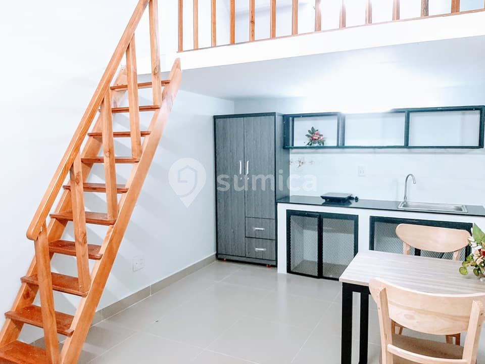 https://apis.sumica.ai/1/img/0BVl2rR-2NbN8D7OVgj1UI10-5GRyYGQFCNtSKXqLCM/rs:fit:1024:1024/wm:0.375:ce:0:0:0.35/XGYFmQkGfCVuvrXr/Du96QIgzd8B1OjWW/tY9tvNKd_Ymc0Ah5.jpg