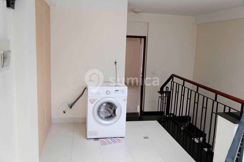 https://apis.sumica.ai/1/img/2qjdXuXxZd865di35Ie6xlB8nthjWzB8Kb6cqU2GDR8/rs:fit:1024:1024/wm:0.375:ce:0:0:0.35/CWcGmgtQdyVuvrLp/D-96QIgzd8B1OjWW/tY9tvNKd_Ymc0Ah5.jpg