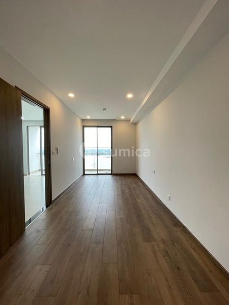 https://apis.sumica.ai/1/img/3BJl7z_ltieTrclg9iAs2bna3K17wHOBcCRHhxJhjLU/rs:fit:1024:1024/wm:0.375:ce:0:0:0.35/VWtXyghQfSVu6efq/Du96QIg2d5gua2WW/so897ISdp9Oejwsr/_GZF-8A.jpg