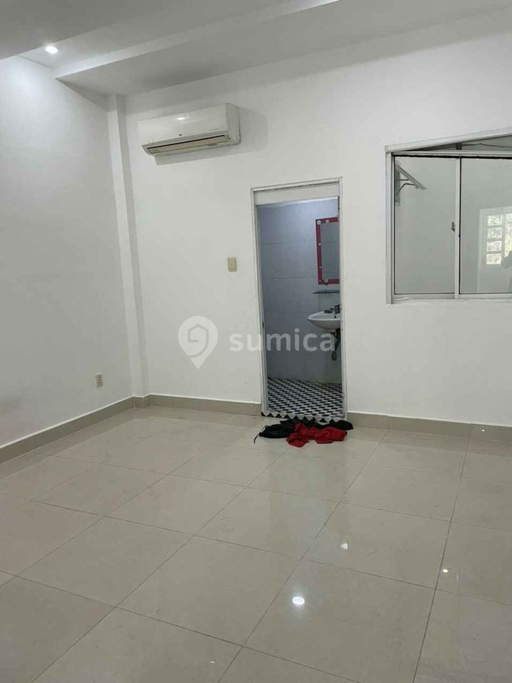 https://apis.sumica.ai/1/img/3jgMmHrt68_N3DS7HXgOaWbaZ0HhM9VpPO5eVaEXKN8/rs:fit:1024:1024/wm:0.375:ce:0:0:0.35/XjMAn1wBJSVu5eDr/BO96QIgwd5giPGSW/ttw469fNqIGailst.jpg