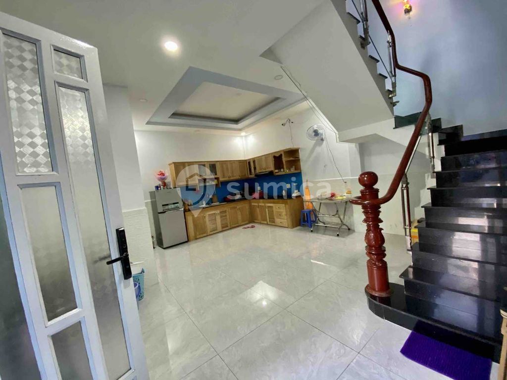 https://apis.sumica.ai/1/img/5OleyUZb_rXRRmDlsRfp88io7kWCAmGNqI4t6Eueqss/rs:fit:1024:1024/wm:0.375:ce:0:0:0.35/WGMExFtTJSVuuLDu/We96QIgzd5klNWWW/s40-vNXKqomd21x9/_HxZ99Ss.jpg