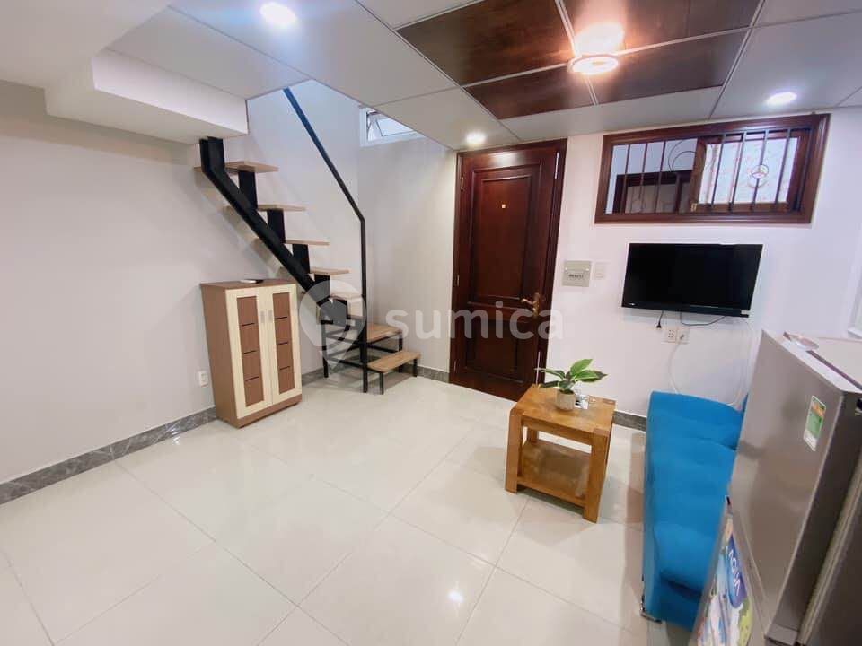 https://apis.sumica.ai/1/img/5kZiq_ivt98ta8VNRHzrK7BvEay2j_QnHzzAxSf7udw/rs:fit:1024:1024/wm:0.375:ce:0:0:0.35/XWEFzAtVdyVu5eHu/Du96QIgwd5giPGSW/ttw469fNqIGailst.jpg