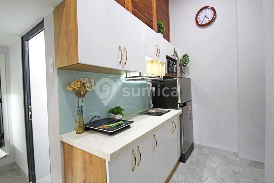 https://apis.sumica.ai/1/img/6y5QpR-tIlBkukP-9beAqZdnYCxqyadL-Ko2CtkgMVE/rs:fit:1024:1024/wm:0.375:ce:0:0:0.35/XzdSylkFdCVu5ea-/C-96QIgwd5giPGSW/ttw469fNqIGailst.jpg