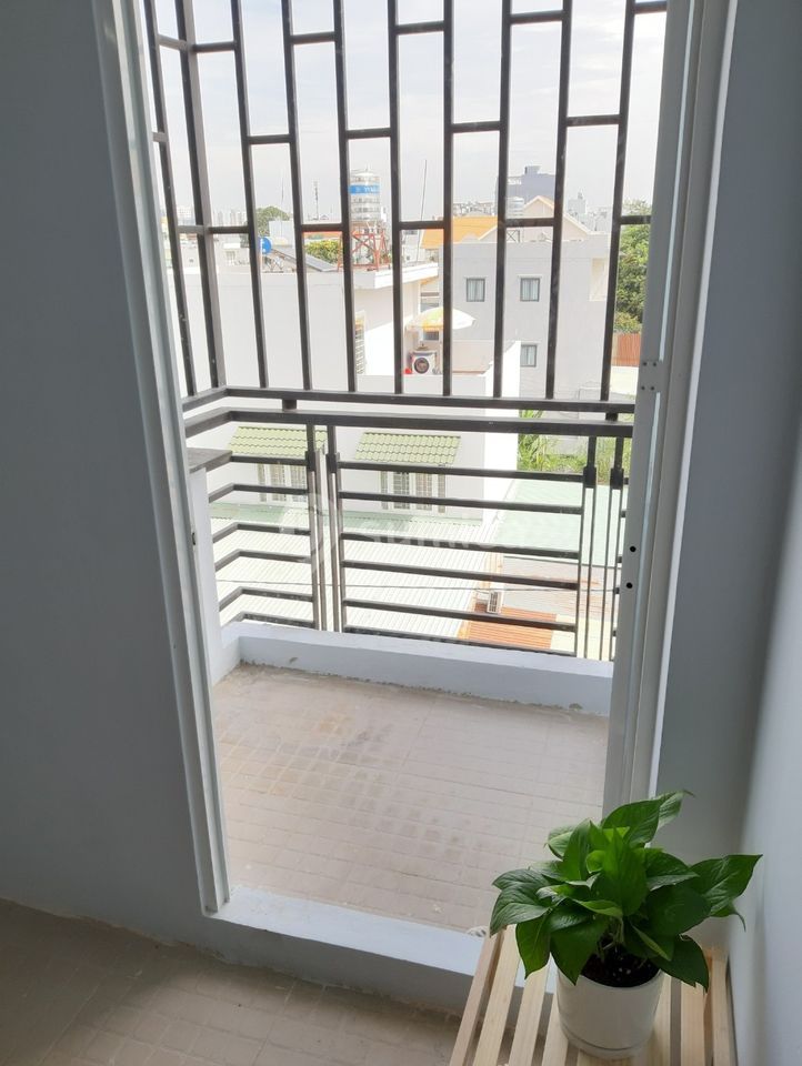 https://apis.sumica.ai/1/img/8MYBA3q6waoQYX1lEbC3Qq0DCzAyBueHD1cldlXrCy8/rs:fit:1024:1024/wm:0.375:ce:0:0:0.35/WjQEywhTJiVuvbbt/X-96QIgwd5giPGSW/ttw469fNqIGailst.jpg