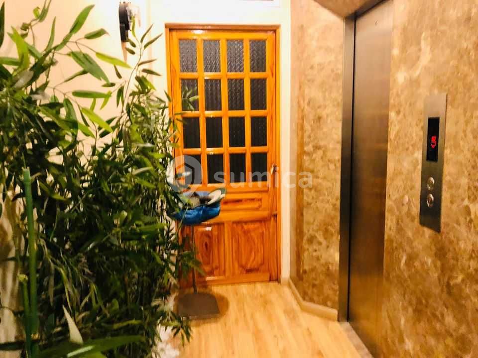 https://apis.sumica.ai/1/img/AMB5lNdKTA5F34hmWM7XxxvcVaip-UQfv623sae3EzQ/rs:fit:1024:1024/wm:0.375:ce:0:0:0.35/DjBQyAhTIiVu6bW8/WO96QIgzd5hyP2GW/tNo7vIeZqoDK3A4q/jTQEppbhfNl_ZQd_/7H1JVrysJUFQj1Q_/5mMvIfkQpA2i3UCF/xiew83R8ygz_hduV/PmroYg.jpg