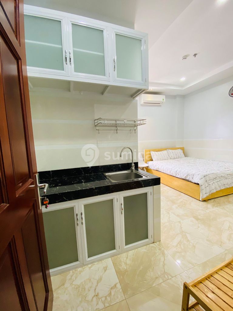 https://apis.sumica.ai/1/img/BTbAAA_HlnSTzDSeOqr7197fenMHlpQ-snutMviP6QM/rs:fit:1024:1024/wm:0.375:ce:0:0:0.35/X2RWyA9WdyVuvrC_/Xe96QIgwd5giPGSW/ttw469fNqIGailst.jpg