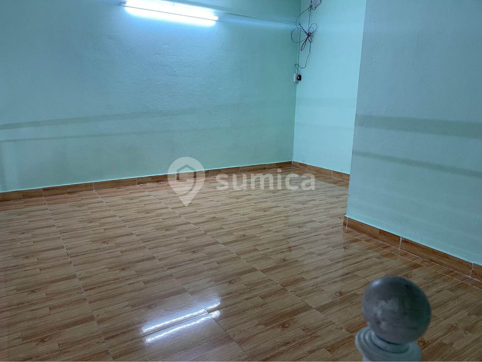 https://apis.sumica.ai/1/img/BufWSUoVyoZ2MFWtoq16SGyHdXLA9SwHmE89esY7hxM/rs:fit:1024:1024/wm:0.375:ce:0:0:0.35/CGYGngZSJSVu5LS7/X-96QIgwd5giPGSW/ttw469fNqIGailst.jpg