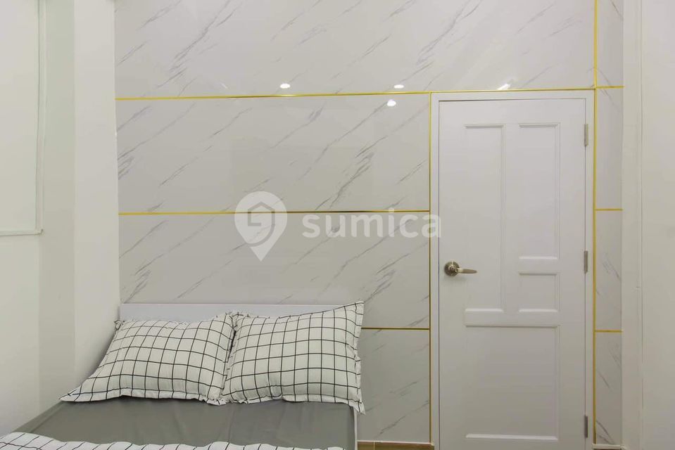 https://apis.sumica.ai/1/img/EhiniKFRaG-zQKpbcjCqRP32CnRcEINaarwPxc6BoME/rs:fit:1024:1024/wm:0.375:ce:0:0:0.35/CzdQxQ1RcyVu5LDs/WO96QIgwd5giPGSW/ttw469fNqIGailst.jpg