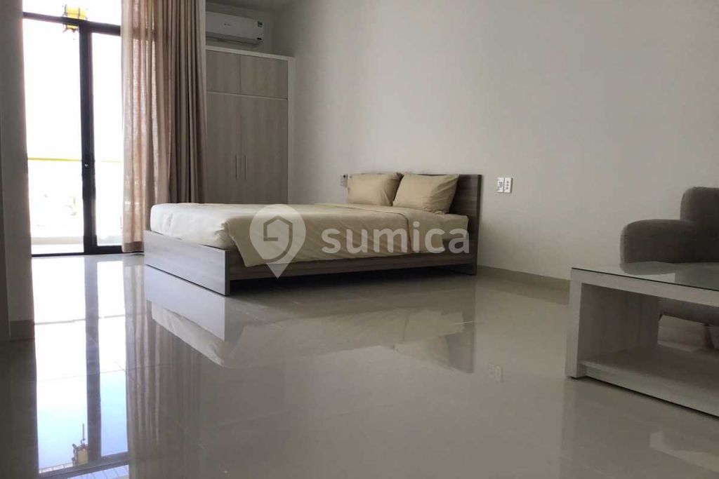 https://apis.sumica.ai/1/img/HmBxDpdLtKdWB3fAbCgwoh-p6OlFFqvBpQi5cnNSlgM/rs:fit:1024:1024/wm:0.375:ce:0:0:0.35/FCYKjExVKHYxqPa1/RrYtE4onOcI4ZyDc.jpg