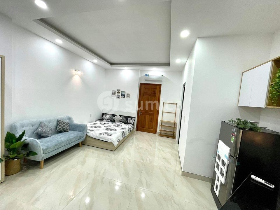 https://apis.sumica.ai/1/img/I7QDi3QXEPErCJEoVSDMO-Ux-kE-HYL2cO8QJ-O417k/rs:fit:1024:1024/wm:0.375:ce:0:0:0.35/DmoDmQZRISVuvuHu/Ce96QIgwd5giPGSW/ttw469fNqIGailst.jpg