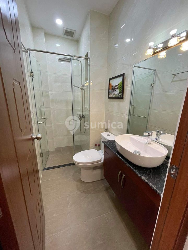 https://apis.sumica.ai/1/img/I8CwIZBDZqFOunpOs6RzaoHLFPsmsygV0z-O3VnIyRc/rs:fit:1024:1024/wm:0.375:ce:0:0:0.35/CGUCzVlWIiVu5OC_/DO96QIgwd5giPGSW/ttw469fNqIGailst.jpg