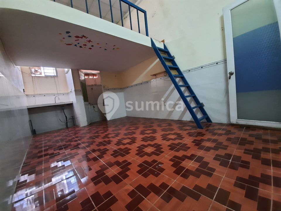https://apis.sumica.ai/1/img/Jev3cMjeSNDq-W6qbRZHHPGLgn0mdZs5fFCH2KZ4onI/rs:fit:1024:1024/wm:0.375:ce:0:0:0.35/VGQKxFxUdyVu5eDr/BO96QIgwd5giPGSW/ttw469fNqIGailst.jpg