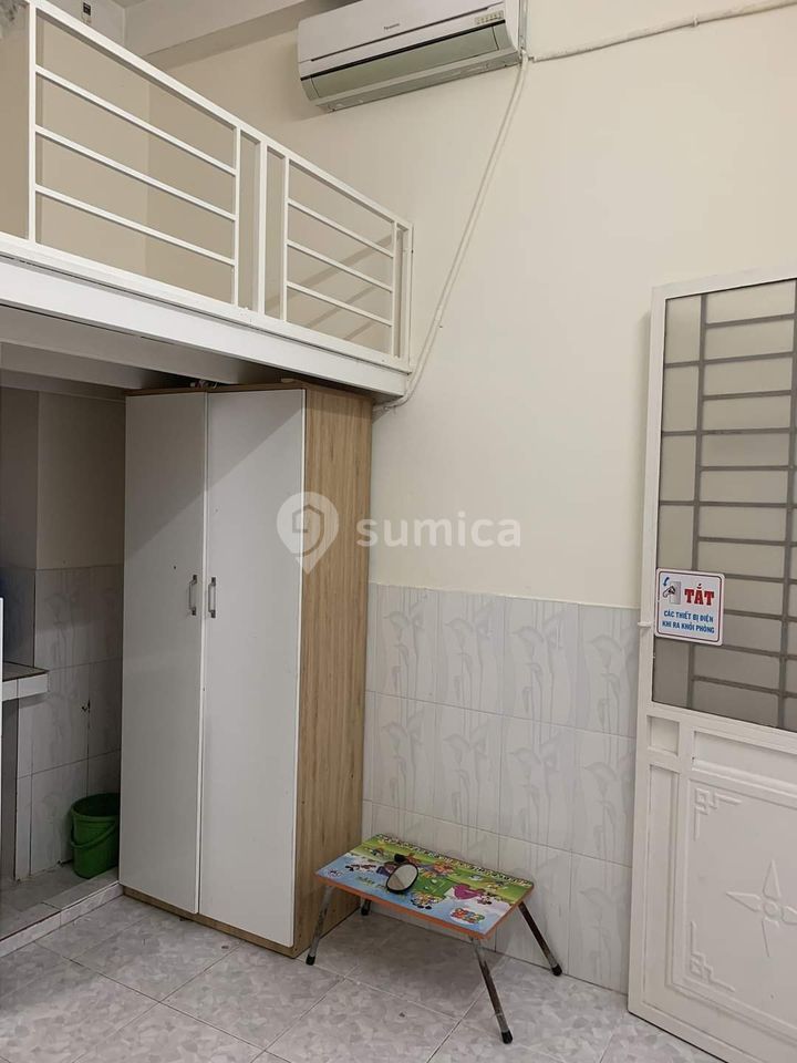 https://apis.sumica.ai/1/img/L80joUCwbp4494Sigq0UNqua-5E3OXtmw2X0VaJytPk/rs:fit:1024:1024/wm:0.375:ce:0:0:0.35/XWsAxF1WJSVu6-bk/WO96QIgwd5giPGSW/ttw469fNqIGailst.jpg