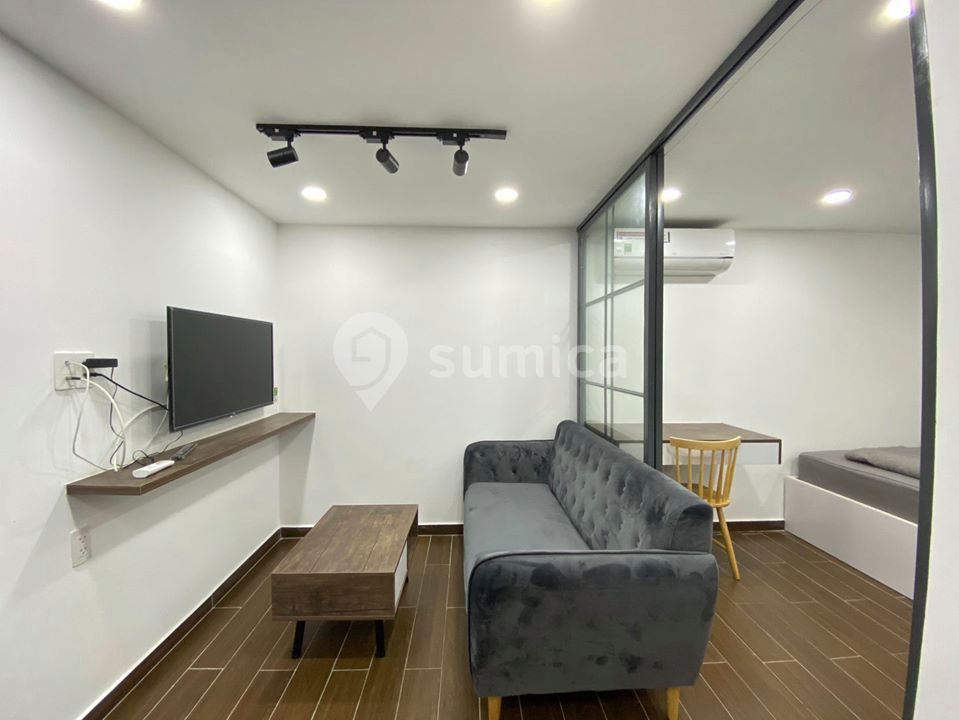 https://apis.sumica.ai/1/img/Ntr_e45zd0tujbDk2rCyeVxkPxRlumuZUI5R1Yp0RgI/rs:fit:1024:1024/wm:0.375:ce:0:0:0.35/C2BZlEZQKmAhuO2u/Dak7BYI7PdE4ZyDc.jpg
