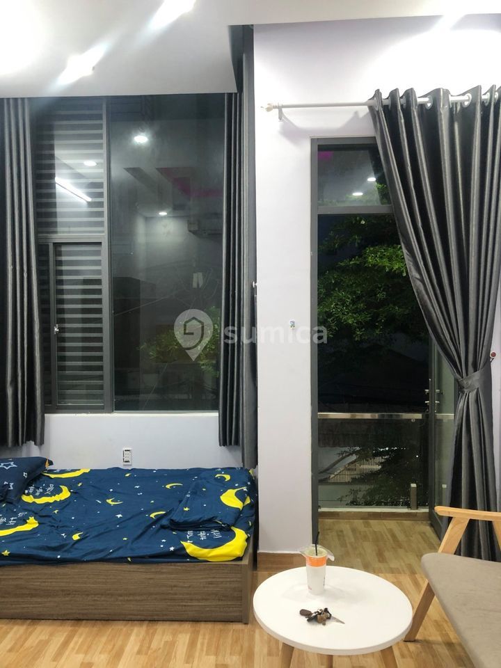 https://apis.sumica.ai/1/img/PIi1JqAg5fB2mJQt96fwRsfAJlFK9DaI28hKLX8Xi-s/rs:fit:1024:1024/wm:0.375:ce:0:0:0.35/XGYBmlxSJiVu5Lfu/BO96QIgwd5giPGSW/ttw469fNqIGailst.jpg