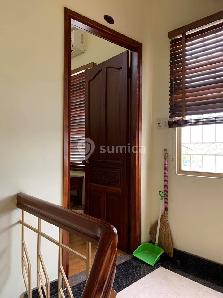 https://apis.sumica.ai/1/img/UM3dUtGXDyiAQPFiXUpgixVyxJIZVmnsiEy6BrsMEJQ/rs:fit:1024:1024/wm:0.375:ce:0:0:0.35/DGRRyFxVcCVu67K7/D-96QIgwd5giPGSW/ttw469fNqIGailst.jpg