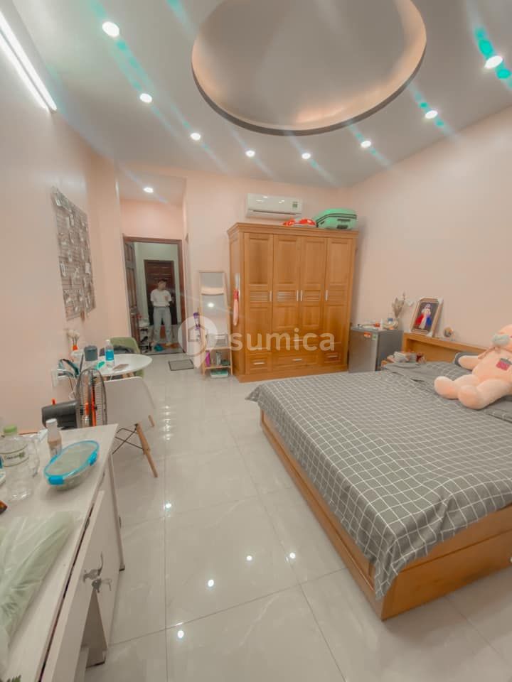 https://apis.sumica.ai/1/img/W3TWOo7ramWwcNdNE2kkzbX5t8n6peKh41qkiBPEW-I/rs:fit:1024:1024/wm:0.375:ce:0:0:0.35/DmADmFxScSVuvbbt/Xu96QIgwd5giPGSW/ttw469fNqIGailst.jpg