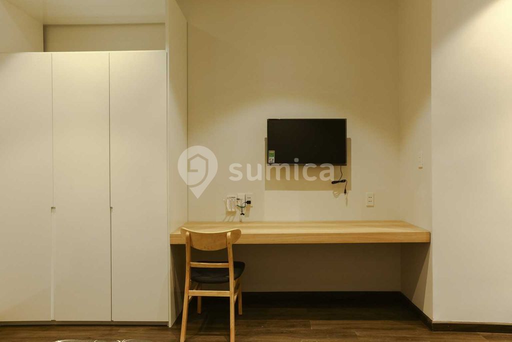 https://apis.sumica.ai/1/img/XRW9pu8ve-u5c7ka69FeQMtuom1hxibvaLQZb9rquHk/rs:fit:1024:1024/wm:0.375:ce:0:0:0.35/FCRBhAYJNi0s6Omw/Tak-Q4QiLcw4ZyDc.jpg