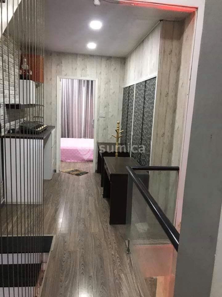 https://apis.sumica.ai/1/img/XYo5IYR7aq3RVGDPeX5mHGGAvjQKK6zBoOoWYSHR9eU/rs:fit:1024:1024/wm:0.375:ce:0:0:0.35/HjBViFgRLGI3v_O3/RrU7RZQkOMc4ZyDc.jpg