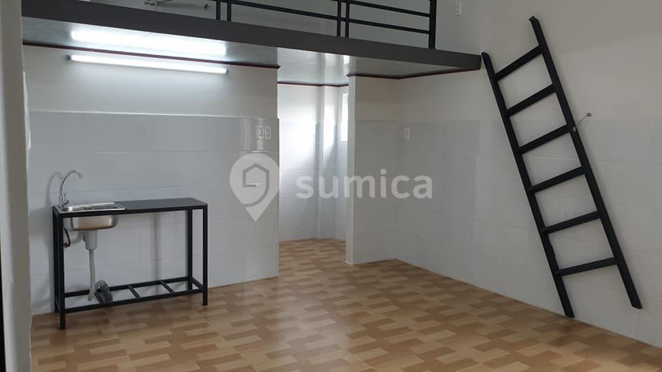 https://apis.sumica.ai/1/img/XcF2t6IinV_uvb3rOQn-wiOyUng94geR6oWJXkIoDes/rs:fit:1024:1024/wm:0.375:ce:0:0:0.35/DmJRmApWfCVu5Oft/C-96QIgwd5giPGSW/ttw469fNqIGailst.jpg