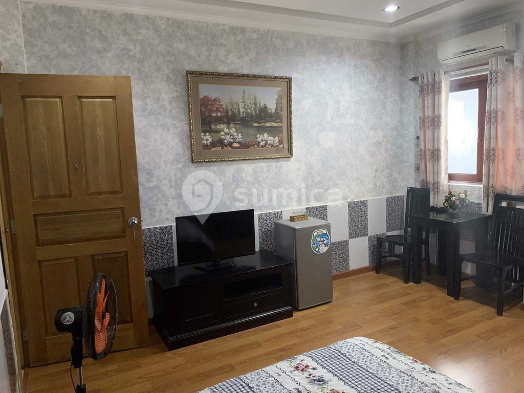 https://apis.sumica.ai/1/img/Zpc5jTmLG469gSm6tjKnh7VSwfWhOezBxmJ9cNq-6nA/rs:fit:1024:1024/wm:0.375:ce:0:0:0.35/VWIGy1lfdCVu7-S8/D-96QIgwd5gmODGW/td457tCe-tTPj1l6/_GZF-8A.jpg