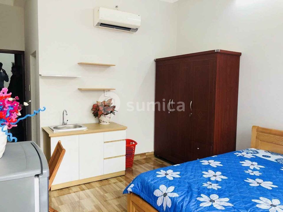 https://apis.sumica.ai/1/img/_NX-MkQi7qjT_0Zn6Znmj-xCA3x7uPQh43FjYmALoFc/rs:fit:1024:1024/wm:0.375:ce:0:0:0.35/D2dSyV5WdiRu67Tl/Be96QIgwd5giPGSW/ttw469fNqIGailst.jpg