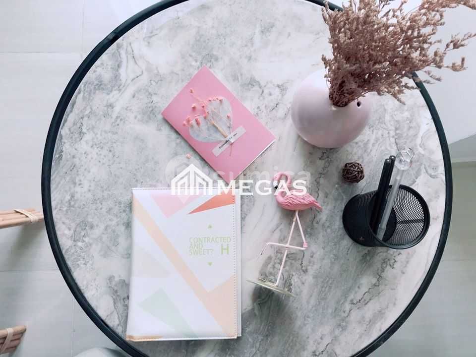 https://apis.sumica.ai/1/img/bDdgQU03rBh45G1t1CTXxQeEAaIIRj8qmc6IH3NdusM/rs:fit:1024:1024/wm:0.375:ce:0:0:0.35/CWdSmQ9QdiVuvePv/C-96QIgzd8B1OjWW/tY9tvNKd_Ymc0Ah5.jpg