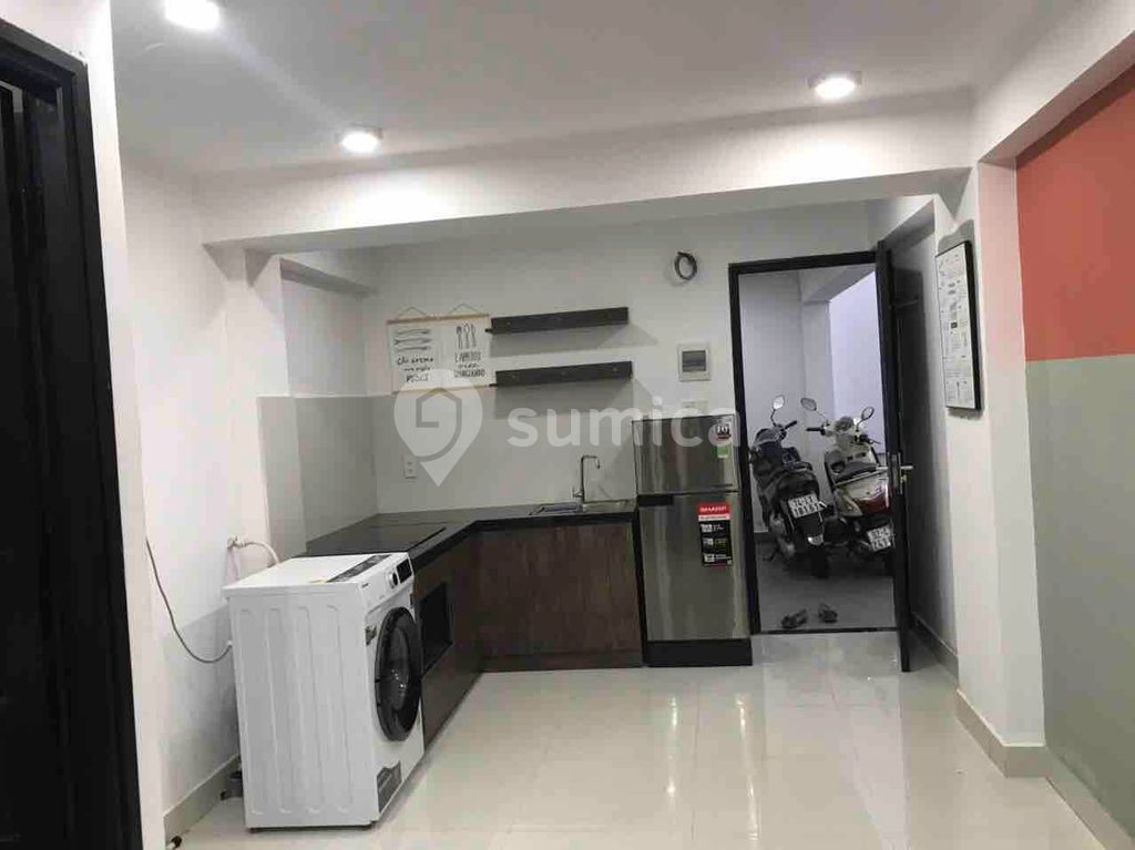 https://apis.sumica.ai/1/img/bkzkFo6mp_W8_zk9VwiR6EY-K3qf2nH9eSpL5VnSMDI/rs:fit:1024:1024/wm:0.375:ce:0:0:0.35/XWoBmg0BJSVuurHs/We96QIgzd8AlP2eW/s41uvYSe_oWa2Qkv/_GZF-Q.jpg