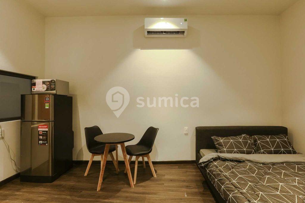 https://apis.sumica.ai/1/img/c1oh9cf0AcAh-Gs9BWcI7ZDDh-1VmPjiDQRkS1KtT00/rs:fit:1024:1024/wm:0.375:ce:0:0:0.35/CjNeiwkJPHgn6_q1/VrgnG4cmO8M4ZyDc.jpg