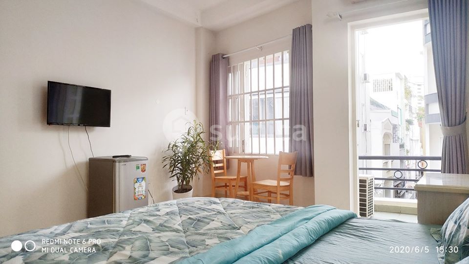 https://apis.sumica.ai/1/img/cERNa6g16juBNm3weCGdQXIU7E1N4cX-Zm2tLxieN0A/rs:fit:1024:1024/wm:0.375:ce:0:0:0.35/XWIFyVsEdCVuvrS_/Cu96QIgzd8B1OjWW/tY9tvNKd_Ymc0Ah5.jpg