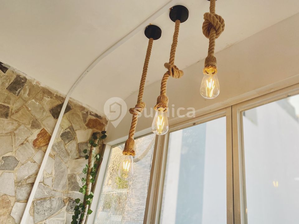 https://apis.sumica.ai/1/img/eFsSfaDsGZb5PbIqIkjMF9Vx9zZKOjlDugN0K8PKPpc/rs:fit:1024:1024/wm:0.375:ce:0:0:0.35/W2VSnQoEfCVuvuHr/X-96QIgwd5giPGSW/ttw469fNqIGailst.jpg