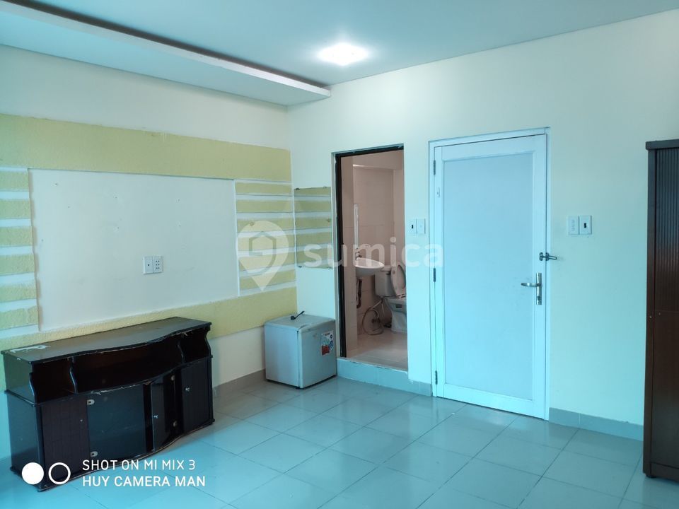 https://apis.sumica.ai/1/img/eGI6VVZVxdBZi-qkBLCSXqjqjVSdQVZCrJjd1NqPWmM/rs:fit:1024:1024/wm:0.375:ce:0:0:0.35/DmdQmg1UJSVuvuHu/CO96QIgwd5giPGSW/ttw469fNqIGailst.jpg