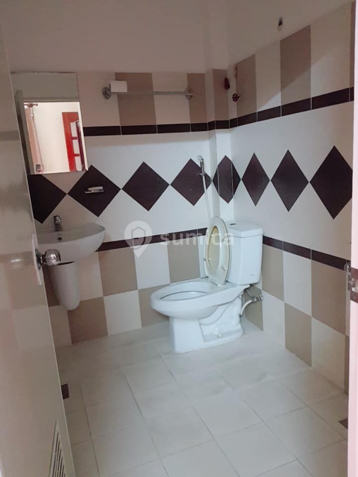 https://apis.sumica.ai/1/img/eQTQh4MBxgel5mWdO5qcwuAXgn1T33QZrN9gbZ68DZo/rs:fit:1024:1024/wm:0.375:ce:0:0:0.35/C2YKnwxRICVuvrC-/Du96QIgwd5giPGSW/ttw469fNqIGailst.jpg