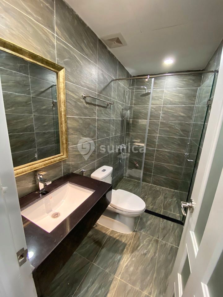 https://apis.sumica.ai/1/img/gZRjvcpkiOM_QPHNHKsvk7w_GKl1f-AH1sUmHpNYyZU/rs:fit:1024:1024/wm:0.375:ce:0:0:0.35/BSoBkU4FN3corvKw/BLcvH4o-LtI4ZyDc.jpg