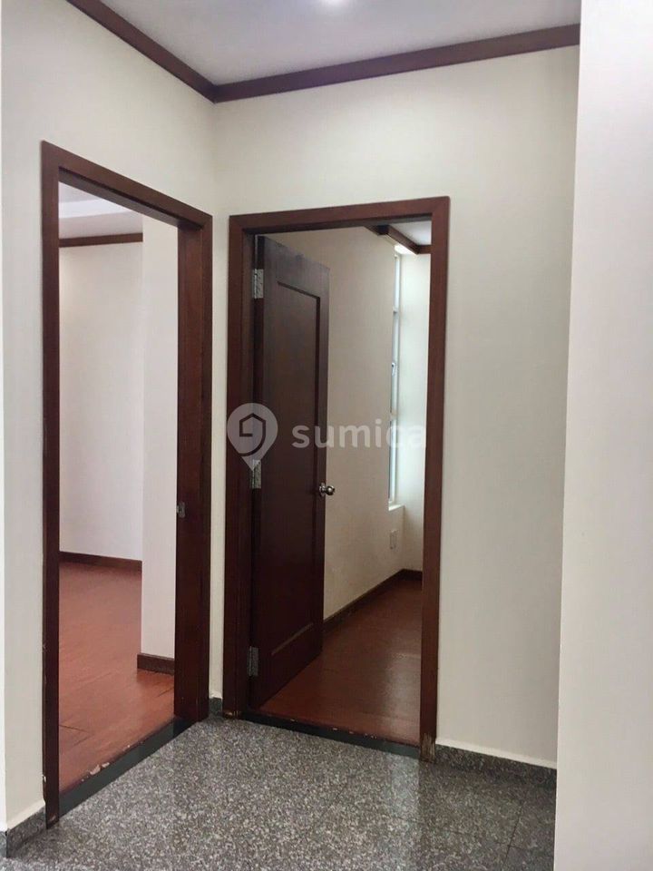 https://apis.sumica.ai/1/img/hg4Z6l1rVsnqaz-CRIz8OSx4g-vsHmz77DsJYXbEj2Q/rs:fit:1024:1024/wm:0.375:ce:0:0:0.35/DmRQxVkFISVu5ea-/Xu96QIgwd5giPGSW/ttw469fNqIGailst.jpg