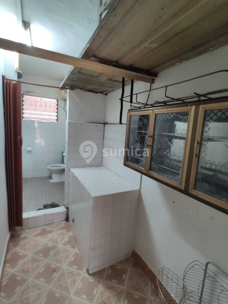 https://apis.sumica.ai/1/img/i2gMsBJneD_5c1mHJstYw2FeTd7u6syUc_gn4d5Q4Aw/rs:fit:1024:1024/wm:0.375:ce:0:0:0.35/XDQGygpRfCVu5eHv/Wu96QIgwd8MiPmeW/5408udDAp9XN0Vt5/_GZF-Q.jpg
