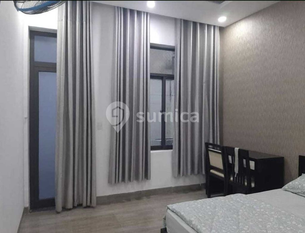 https://apis.sumica.ai/1/img/i7lcTWZw6LOEq_gYK9ABlsJtSdvay3PP5w4hKmMoQGw/rs:fit:1024:1024/wm:0.375:ce:0:0:0.35/DGUDyQpRJiVu6-Hl/WO96QIgwd5giPGSW/ttw469fNqIGailst/_Hxb-Q.jpg