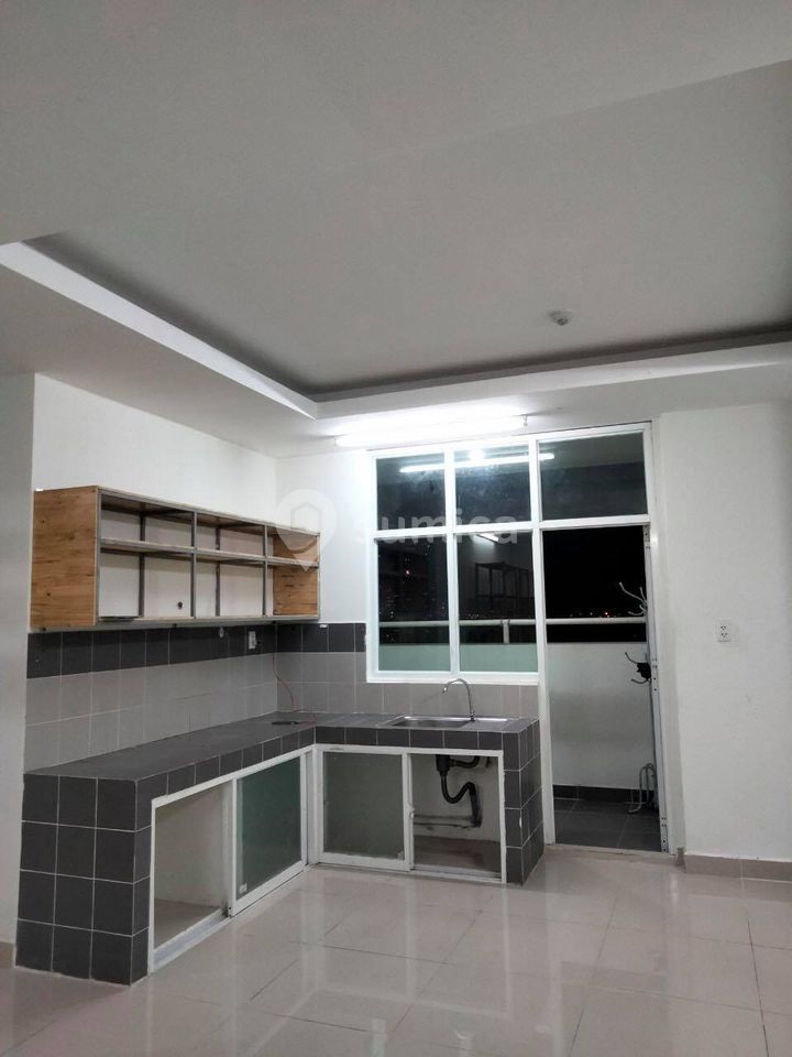 https://apis.sumica.ai/1/img/ifkzmQ80FJ911xtoHIFDzo7NYEs5VYFryIerSDHgcaY/rs:fit:1024:1024/wm:0.375:ce:0:0:0.35/DGcFyVtecyVu5LS7/Wu96QIgwd5giPGSW/ttw469fNqIGailst.jpg