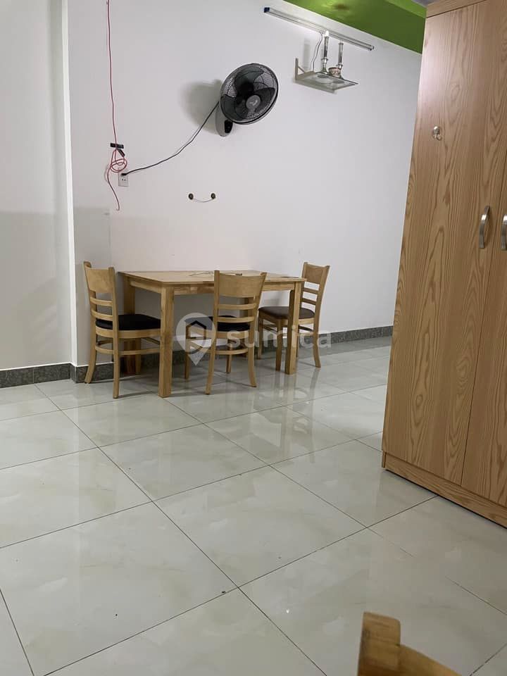 https://apis.sumica.ai/1/img/kGFX5DkmODf2_Er3T_kBqgLThfVvxLdB04zs3pKIEeg/rs:fit:1024:1024/wm:0.375:ce:0:0:0.35/DjRRzQdVfSVuv-fq/D-96QIgwd5giPGSW/ttw469fNqIGailst.jpg