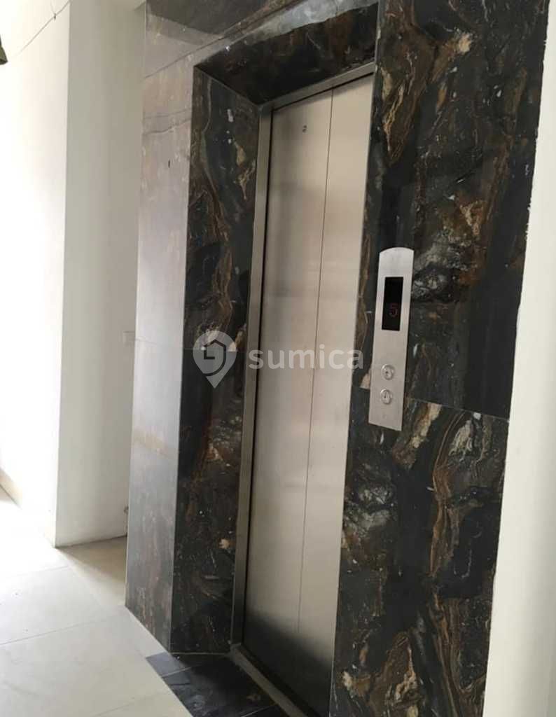 https://apis.sumica.ai/1/img/lPxkK3ReH6D_db6o3rME5qggn_mZNDXkbhM0YP5cNFE/rs:fit:1024:1024/wm:0.375:ce:0:0:0.35/WDdSnVxTdyVu67a_/We96QIgwd5giPGSW/ttw469fNqIGailst/_Hxb-Q.jpg