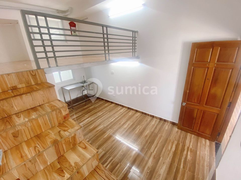 https://apis.sumica.ai/1/img/qX2GRr8RcLACd5PiWofIVPjdrLejD3v4c6Sggycn2qo/rs:fit:1024:1024/wm:0.375:ce:0:0:0.35/VWVVxFxXISVu5OC_/Ce96QIgwd5giPGSW/ttw469fNqIGailst.jpg