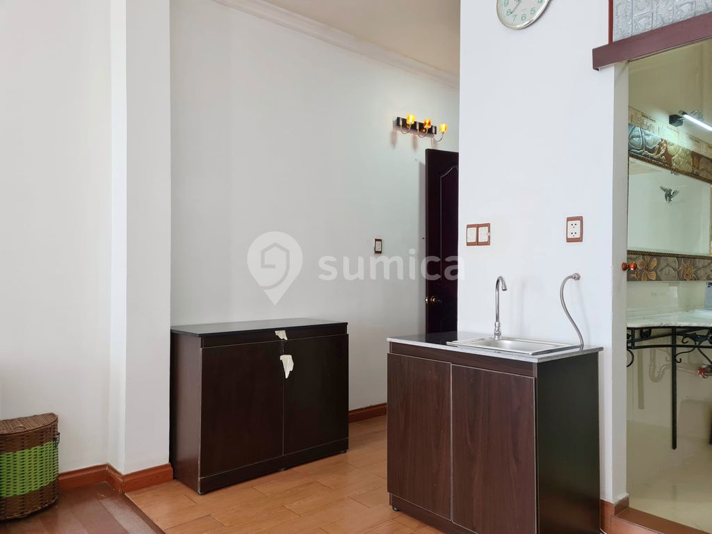 https://apis.sumica.ai/1/img/ql9PIg71XoZU_NuSX-b1JEr07nY6oj7TD4nVVKemuoE/rs:fit:1024:1024/wm:0.375:ce:0:0:0.35/WzRXmF0GciVuv-Tp/CO96QIgwd5giPGSW/ttw469fNqIGailst.jpg