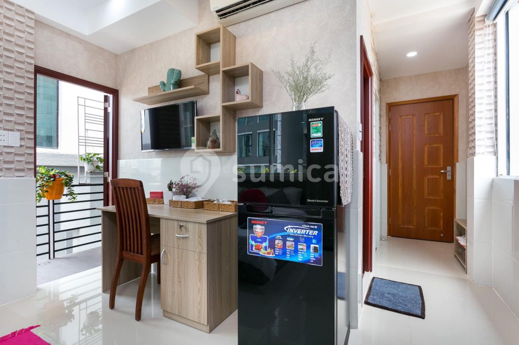 https://apis.sumica.ai/1/img/vmzOSE9iJa850n0y3gXRW_ssF6bluqZYjDFrYvuaXXs/rs:fit:1024:1024/wm:0.375:ce:0:0:0.35/XWADngYDIiVu67C-/WO96QIgwd5giPGSW/ttw469fNqIGailst.jpg