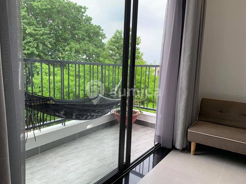 https://apis.sumica.ai/1/img/xT_xpirqRVLEUxwmmeleWK76URbYPmQtfjYC10n950A/rs:fit:1024:1024/wm:0.375:ce:0:0:0.35/W2NSzFlfIiVu67a4/We96QIgwd5giPGSW/ttw469fNqIGailst.jpg