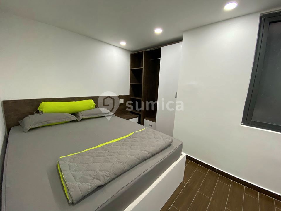 https://apis.sumica.ai/1/img/ysmVxBCjwZ8CkZUexAi5O0aW-FlF7seI7-vsS5IjCp8/rs:fit:1024:1024/wm:0.375:ce:0:0:0.35/HDMFn1kKKiw3teTv/D6UhRIQxNcc4ZyDc.jpg